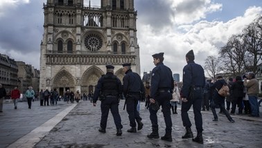 Francuskie służby ujawniają: W pobliżu Notre Dame znaleziono auto z butlami z gazem