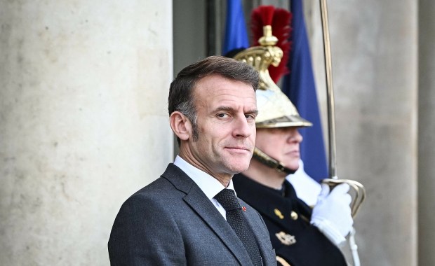 Francuskie służby wywiadowcze widoczne dla każdego. Nawet Macron jest zagrożony