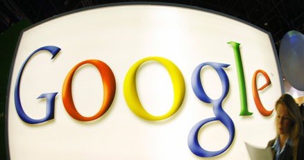 Francuskie władze zastanawiają się nad obłożeniem Google i innych firm dodatkowym podatkiem /AFP