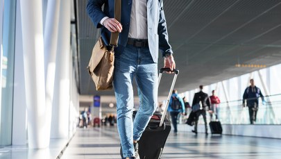 Francuskim ministrom narzucono wakacyjne ograniczenia. Powodem napięta sytuacja międzynarodowa