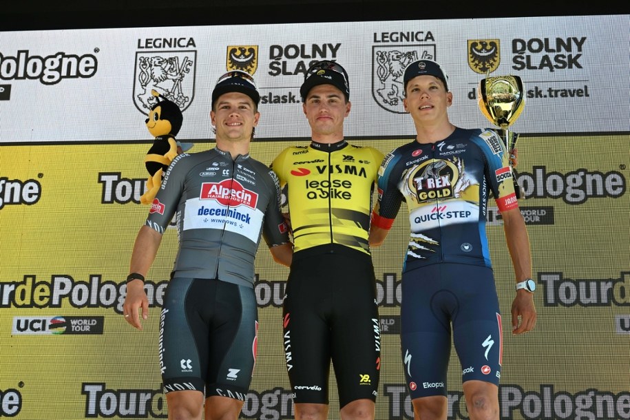 Francuz Paul Magnier, Holender Olav Kooij , Australijczyk Jensen Plowright /Maciej Kulczyński /PAP