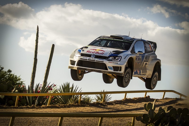 Francuz Sebastien Ogier został triumfatorem Rajdu Meksyku /Reporter Images /PAP/EPA