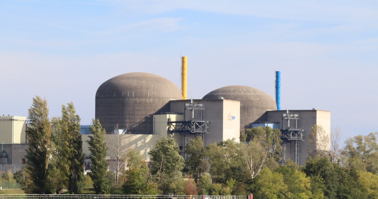 Francuzi chcą inwestować w nową technologię budowy reaktorów jądrowych (nz. elektrownia jądrowa Saint Alban les Eaux) /123RF/PICSEL