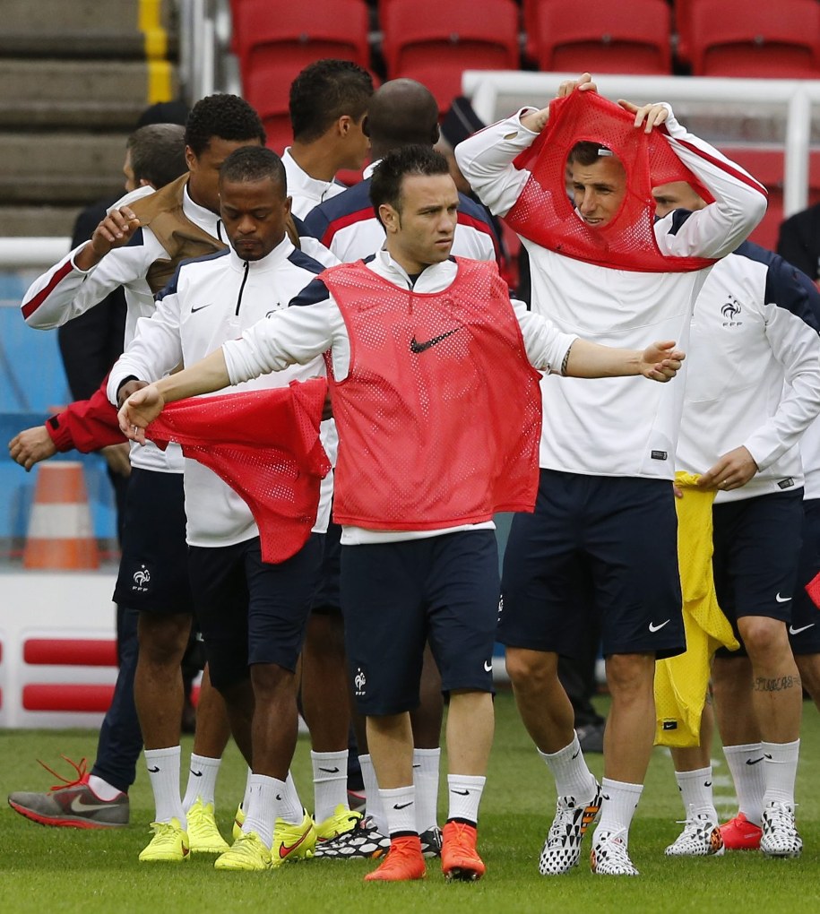 Francuzi podczas treningu /ARMANDO BABANI  /PAP/EPA