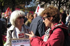 Francuzi protestują przeciwko cięciom budżetowym