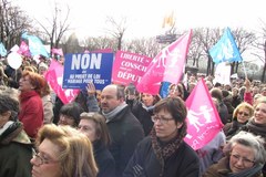 Francuzi protestują przeciwko małżeństwom homoseksualistów