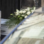 Francuzi są w szoku. Tłumy żegnały bestialsko zamordowaną 12-letnią Lolę 