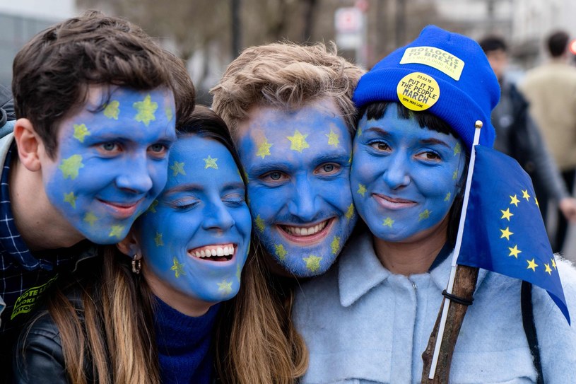 Francuzi w sprytny sposób chcą wykorzystać Brexit do umocnienia swojej pozycji na rynku gier wideo /AFP