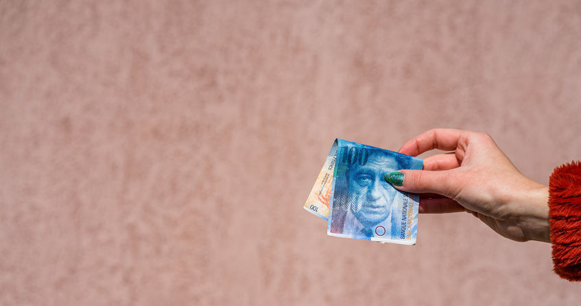Frank szwajcarski drożeje razem z euro. Wzrośnie rata kredytów frankowych. Zdj. ilustracyjne /123RF/PICSEL