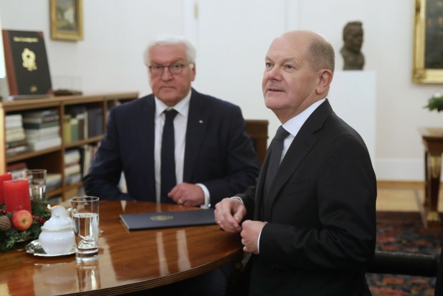 Frank-Walter Steinmeier i Olaf Scholz /Rex Features /East News