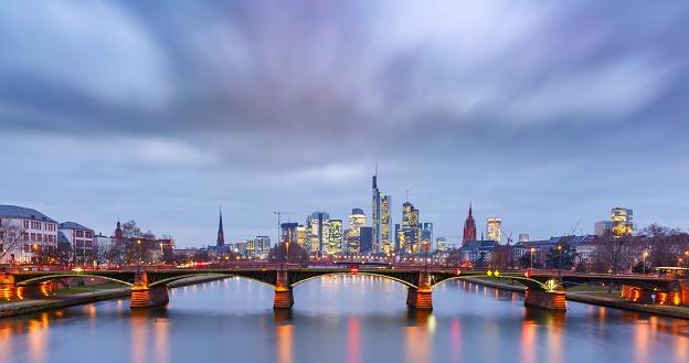 Frankfurt nad Menem - finansowa stolica Niemiec /&copy;123RF/PICSEL