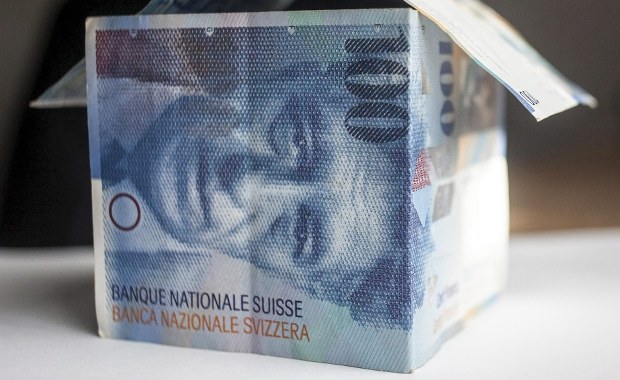 Frankowicze chcą iść na wojnę z bankami. Zapowiadają pozwy i skargi