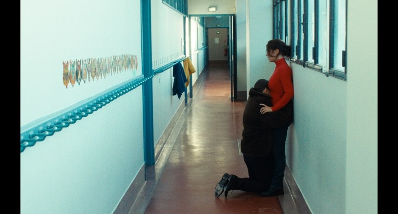 Franz Rogowski i Adèle Exarchopoulos w filmie "Przejścia" /SBS Productions /materiały prasowe