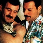 Freddie Mercury i Jim Hutton przez lata ukrywali swój związek. Poruszająca historia miłości lidera Queen