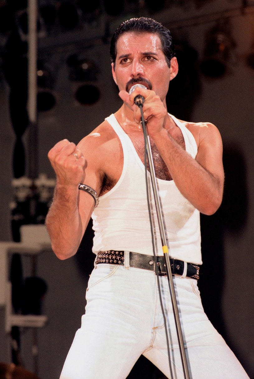 Freddie Mercury /Phil Dent/Redferns /Getty Images