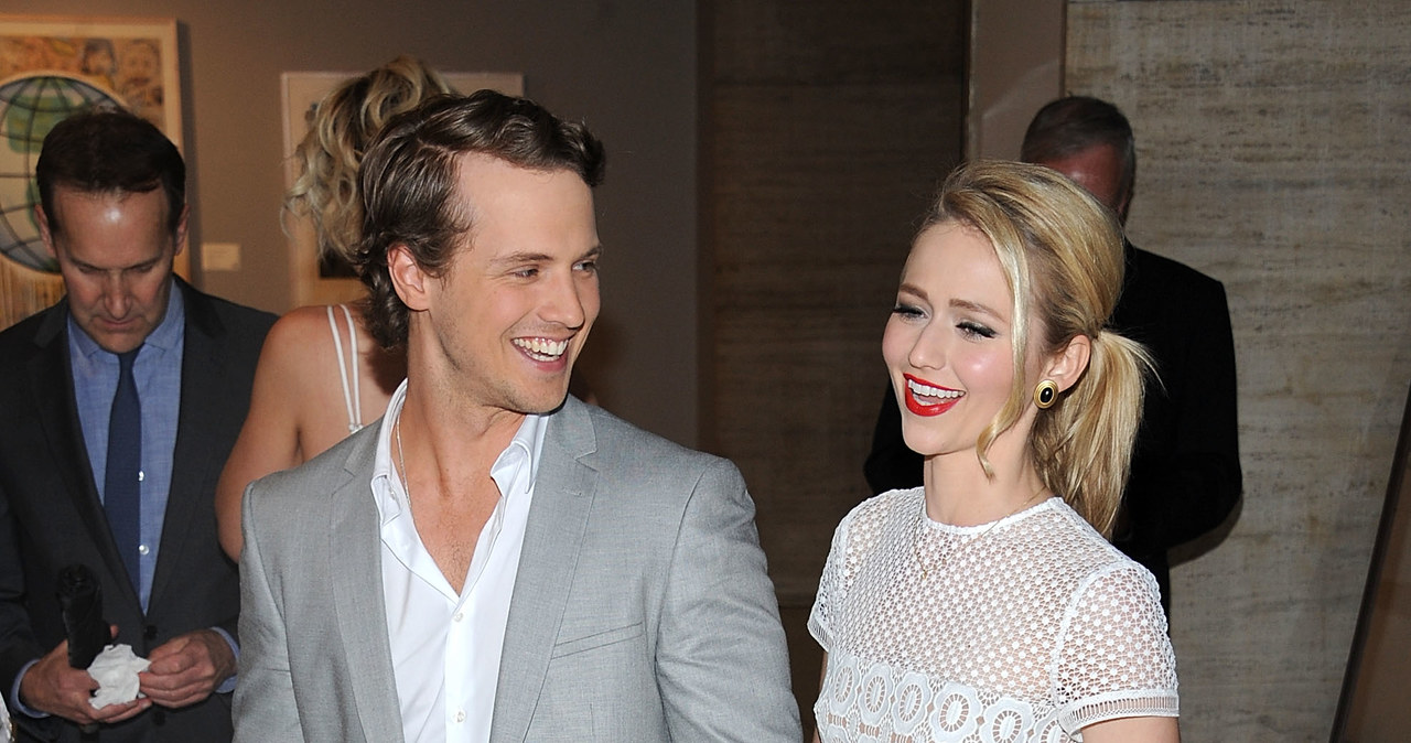 Freddie Stroma i Johanna Braddy pobrali się 30 grudnia /Brad Barket /Getty Images