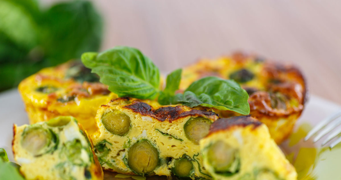 Frittata z brukselką /123RF/PICSEL