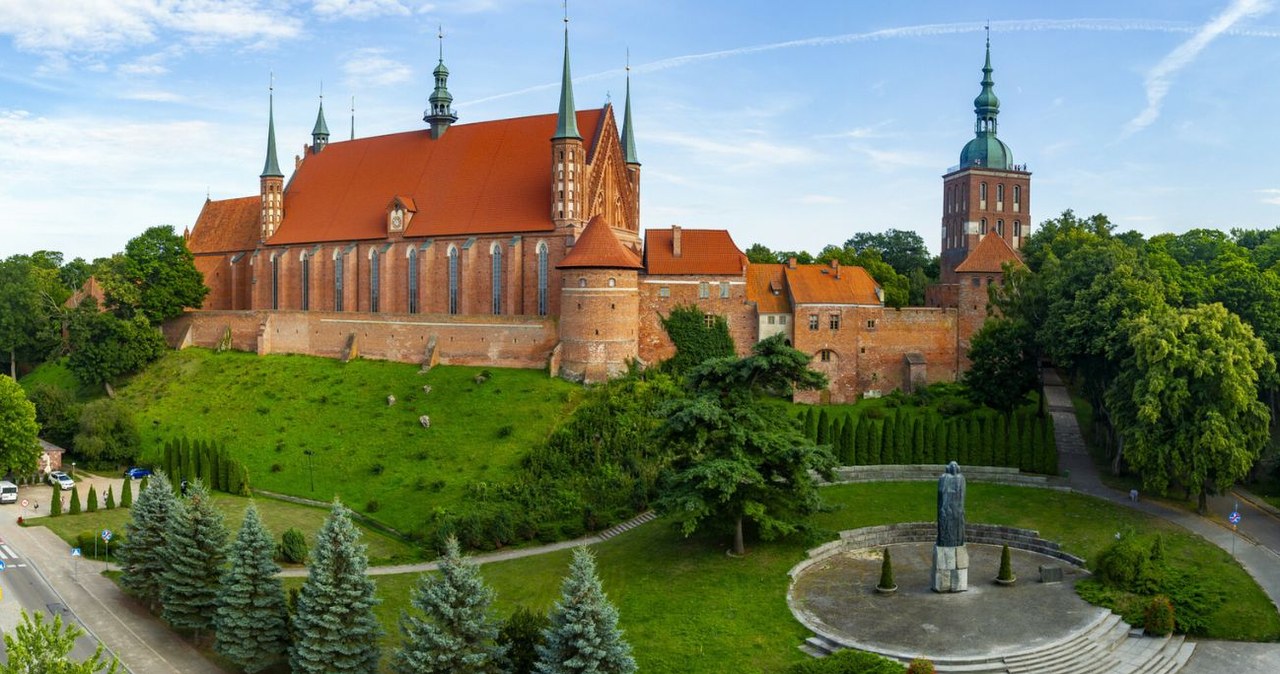 Frombork jest perełką turystyczną, którą warto znać /Stanislaw Bielski/REPORTER /East News