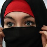 Fryzjerka odmówiła obsłużenia muzułmanki w hidżabie. Stanęła przed sądem