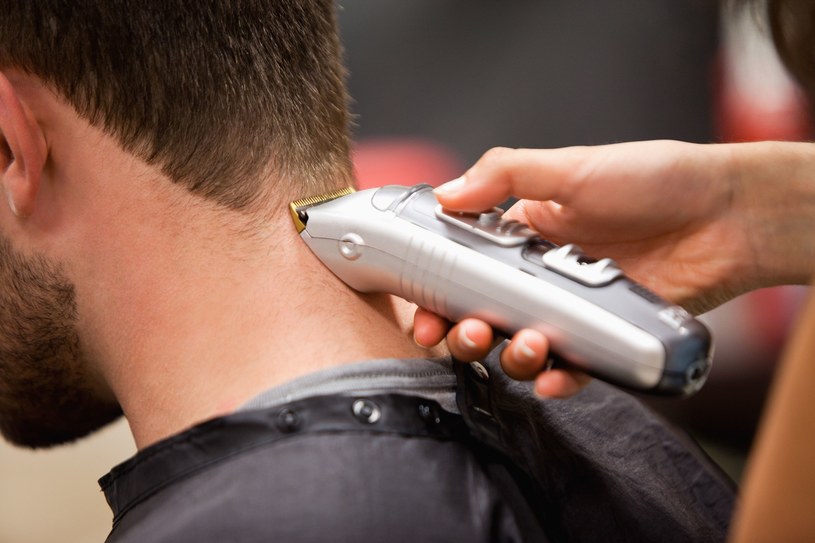 Fryzjerzy zarabiają nawet 11 tysięcy euro miesięcznie /123RF/PICSEL