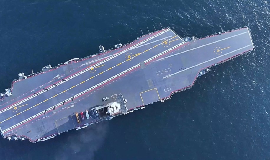 Fujian to trzeci i najnowocześniejszy chiński lotniskowiec /HANDOUT/AFP/East News /East News