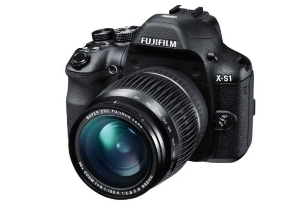 Fujifilm FinePix X-S1 /materiały prasowe