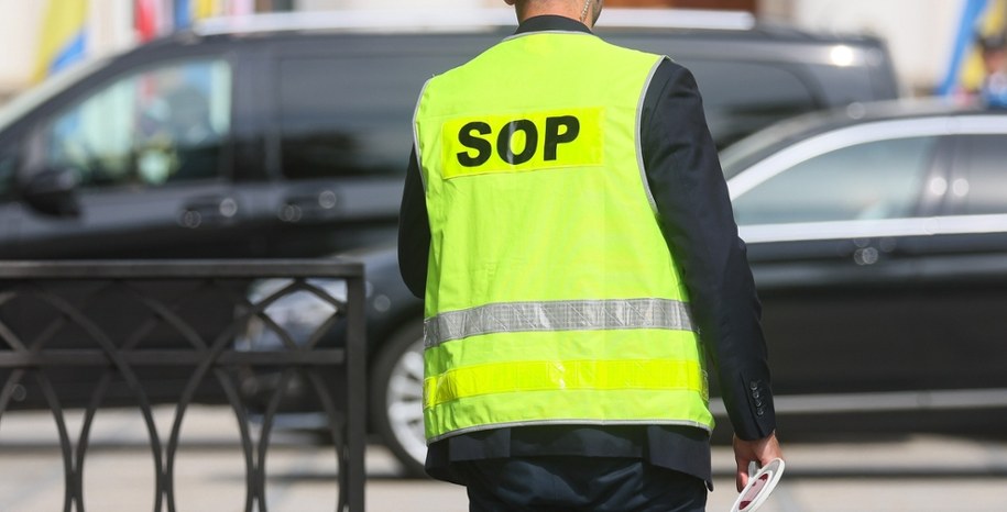 Nieoficjalnie: Nagrania znanej adwokat pogrążyły funkcjonariusza SOP-u. Oficer zawieszony