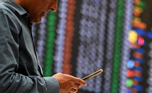 "Fundusze tylko czekały na sygnał do kupna". Rozejm na Bliskim Wschodzie uspokoił rynki