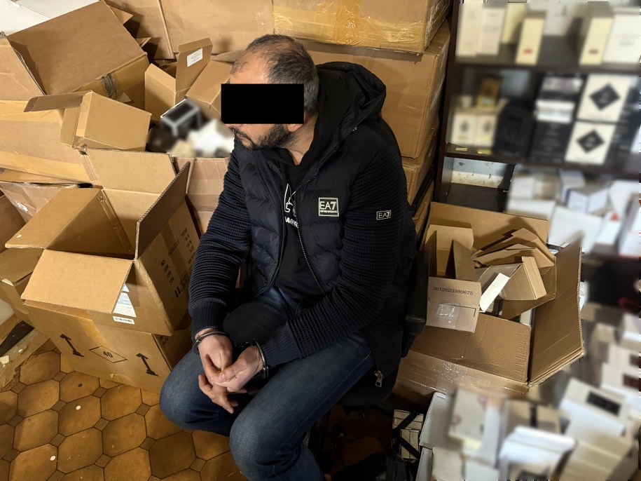 Funkcjonariusze zatrzymali trzech obywateli Turcji /KSP /Policja