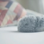 Futrzany robot podbija Japonię. Wyposażony w AI pupil nie jest tani