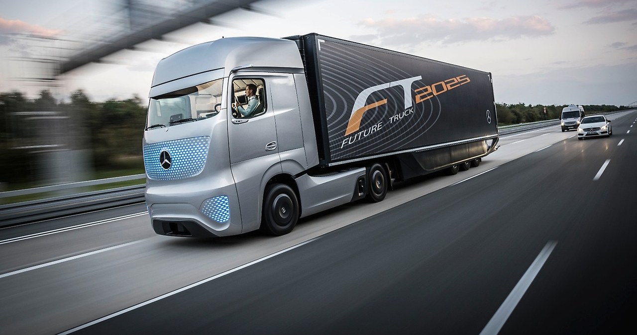 Future Truck 2025 - ciężarówka przyszłości Mercedesa /materiały prasowe