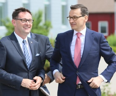 PiS shade cabinet.  Daniel Obajtek and others are supposed to look into the hands of the government