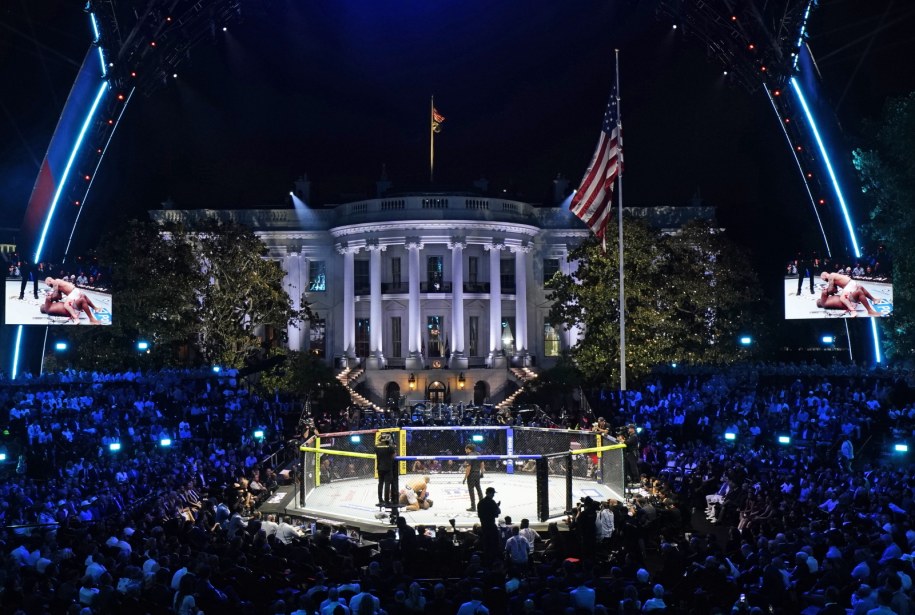 Gala MMA przed Białym Domem /BONNIE CASH / POOL /PAP/EPA