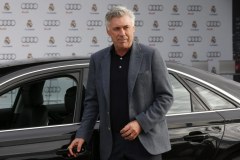 Galaktyczni piłkarze Realu przetestowali nowe wozy