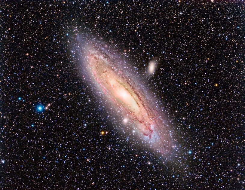 Galaktyka Andromeda skrywa jeszcze wiele tajemnic /123RF/PICSEL