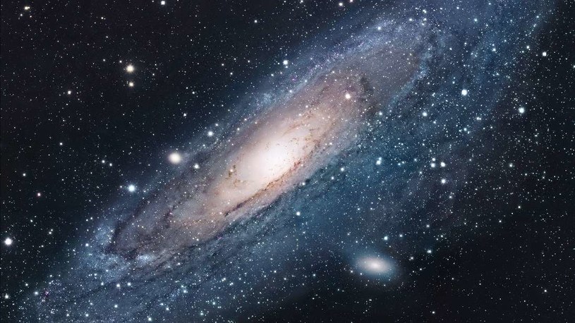 Galaktyka Andromedy w pełnej krasie /NASA