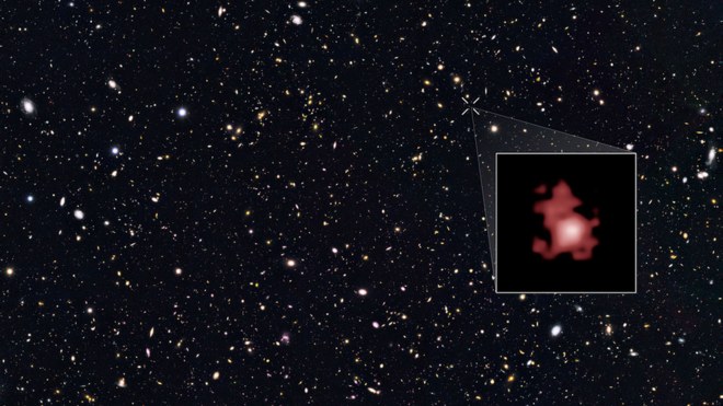 Galaktyka GN-Z11 jest oddalona od nas o 13,4 mld lat świetlnych /NASA