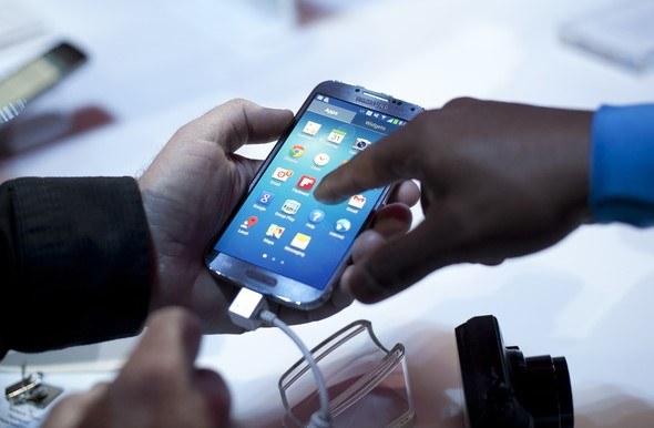 Galaxy S 4 - smartfon zadebiutuje w Nowej Zelandii 27 kwietnia /AFP