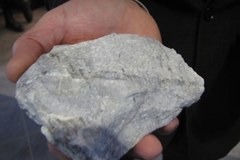Galuskinit – nowy minerał odkryty przez pracowników UŚ