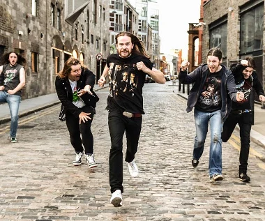 Gama Bomb: Nowa płyta "Speed Between The Lines"