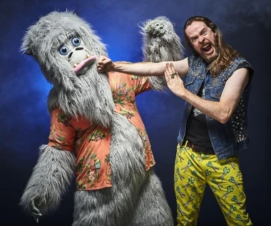 Gama Bomb: Singel na rzecz bezdomnych 