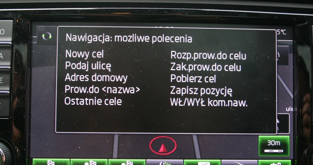 Gama możliwych "tematów" rozmowy jest szeroka /INTERIA.PL