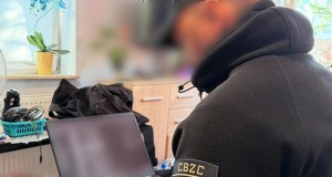 Gang młodych cyberterrorystów rozbity. Fałszywe alarmy i tysiące ewakuowanych 