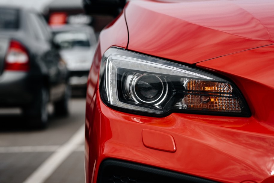 Luksusowe auta były "czyszczone" i trafiały do Polski