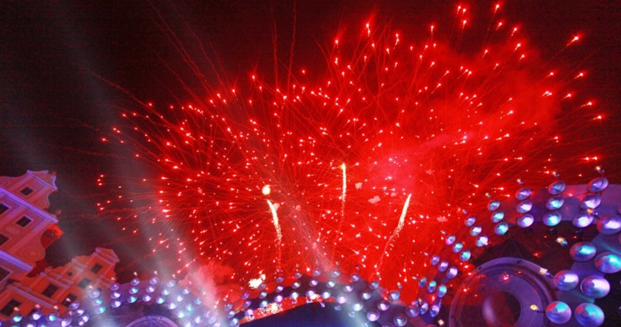 Gangnam style i morze fajerwerków. Zobacz, jak Wrocław przywitał nowy rok