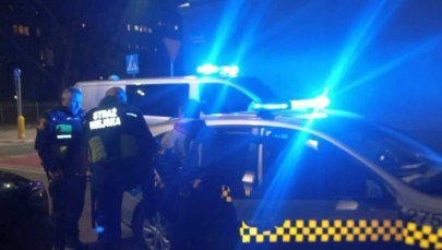 Ganiał przechodniów z nożem w ręku. 16-latek w rękach policji