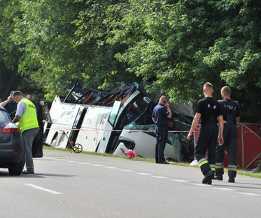 Garwolin: Autobus wpadł do rowu. Pięć osób nie żyje