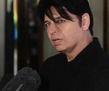 Gary Numan niemal całkowicie stracił słuch. Gwiazdor nie rezygnuje z koncertów