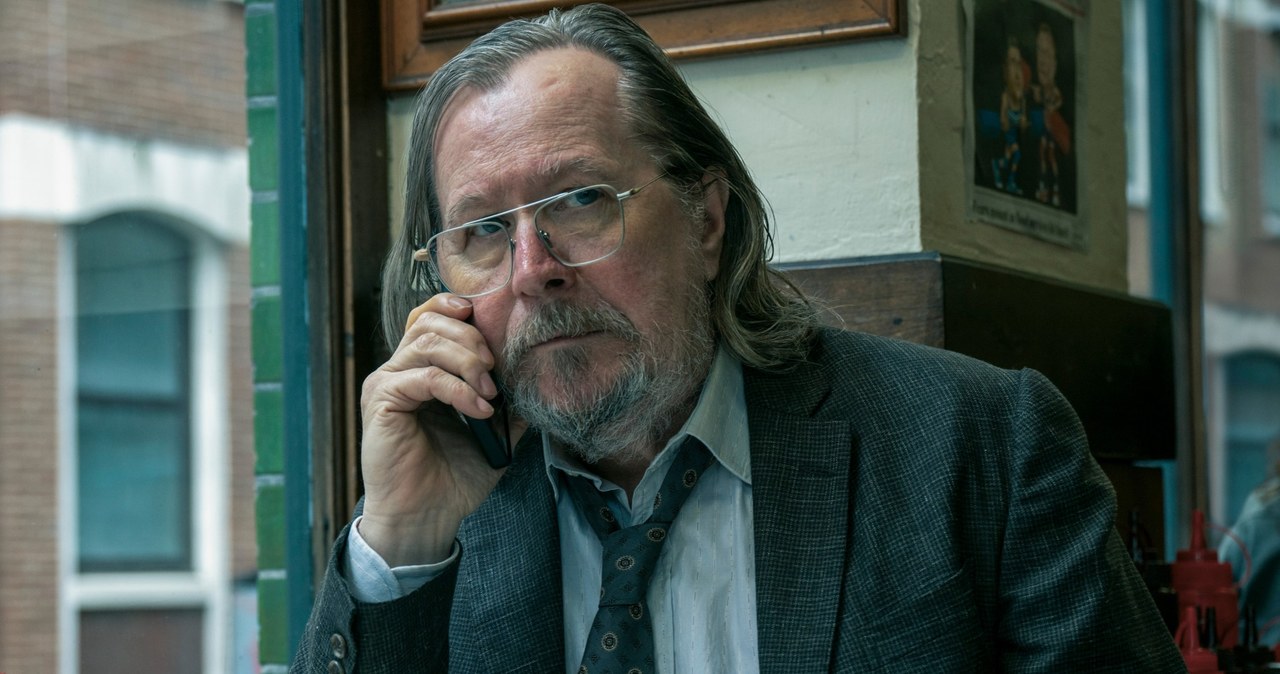 Gary Oldman w serialu "Kulawe konie" /Apple TV+ /materiały prasowe