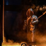 Gasną piece w polskich hutach. Stal płynie szeroką rzeką z zagranicy 